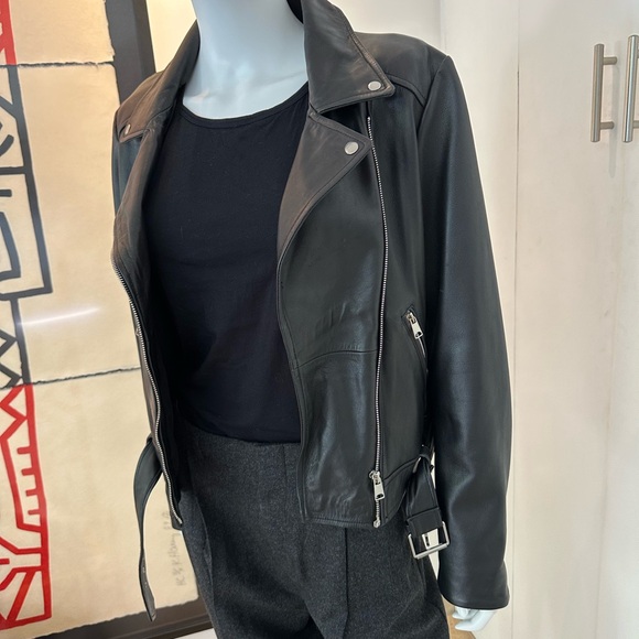 Leather Motorcycle Jacket by Artist CHELSEA  LEIFKEN / "UNCONDITIONAL LOVE” - Picture 4 of 8